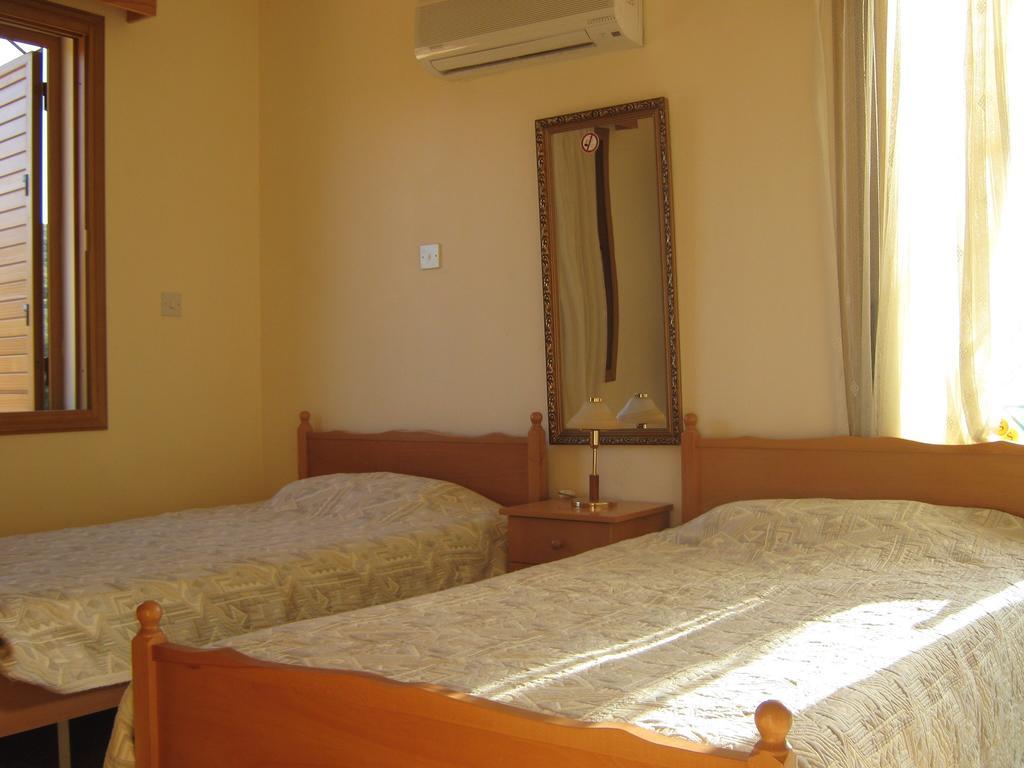 Villa Pergia Latchi Πόλη Δωμάτιο φωτογραφία