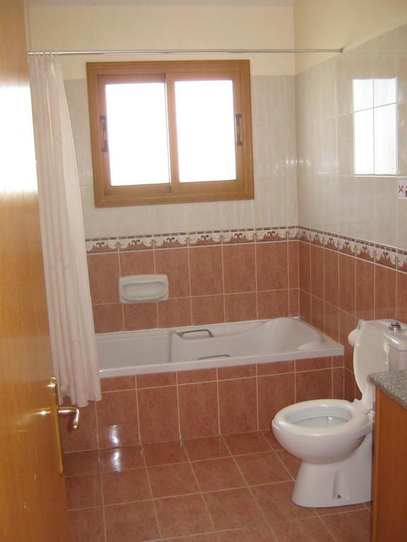 Villa Pergia Latchi Πόλη Δωμάτιο φωτογραφία